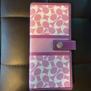 Coach wallet